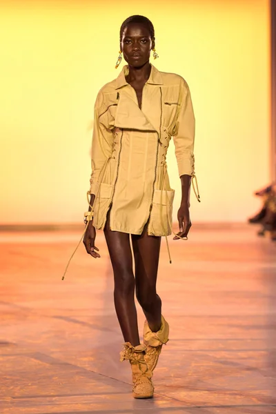 Look 6